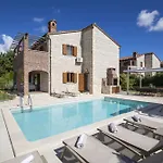 Villa Paradise Istria With Heated Pool *