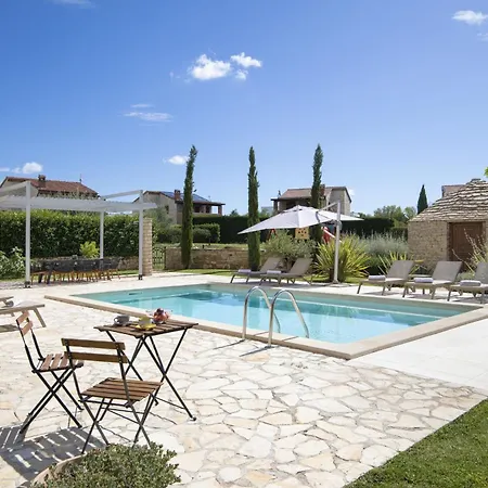 Paradise Istria With Heated Pool Svetvinčenat
